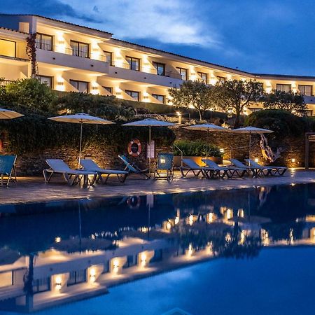 Hotel Sol Ixent - Adults Only กาดาเกส ภายนอก รูปภาพ